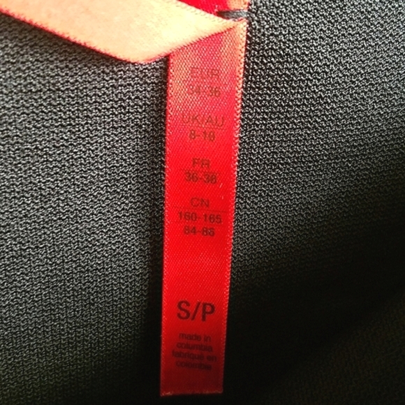 Spanx Look at Me Ankle Zipper Leggings Size S - Picture 3 of 12